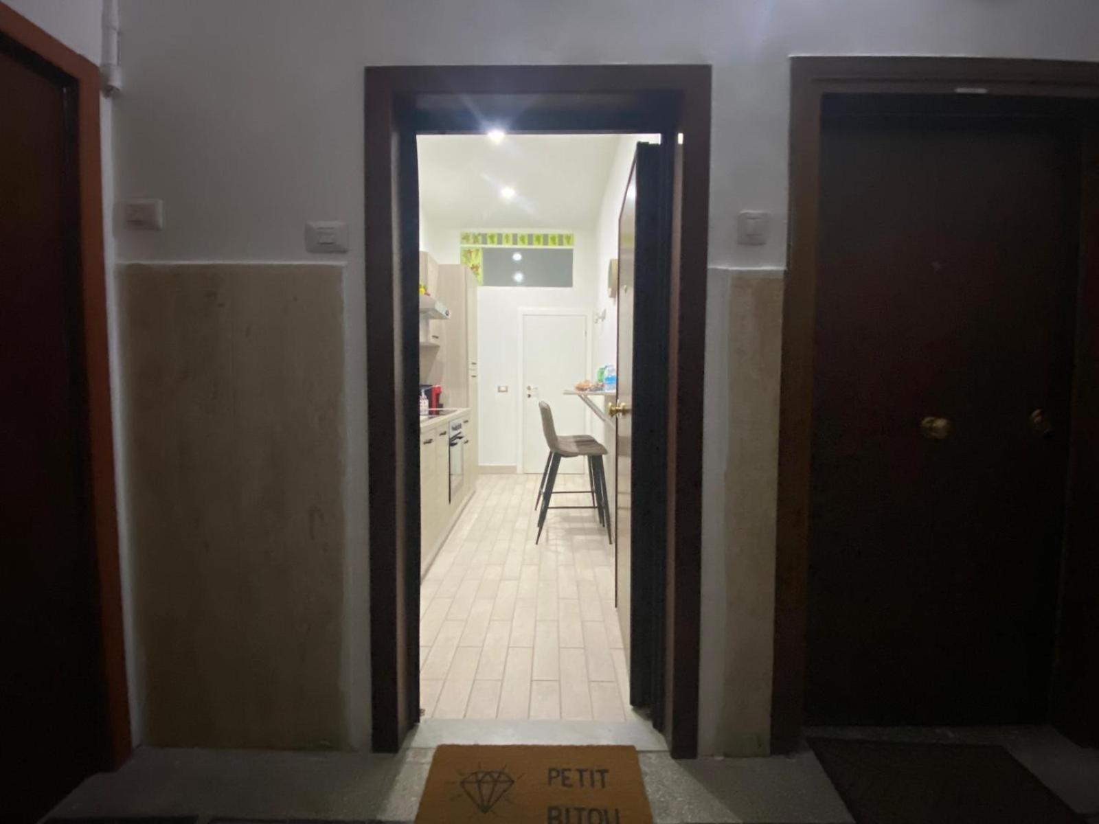 Petit Bijou Apartment Civitavecchia Bagian luar foto